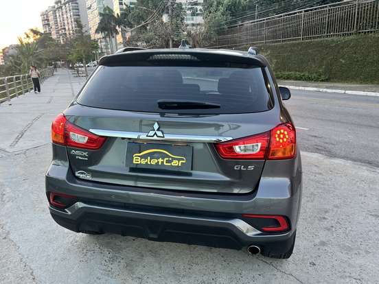 MITSUBISHI-ASX-2021