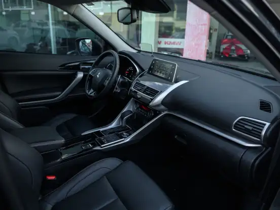 MITSUBISHI-ECLIPSE CROSS-1.5 MIVEC TURBO GASOLINA HPE-S S-AWC CVT MITSUBISHI-ECLIPSE CROSS-2021