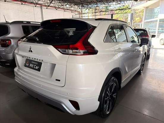 MITSUBISHI-ECLIPSE CROSS-2024