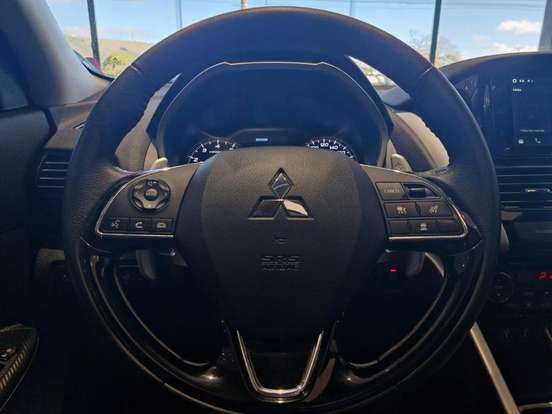 MITSUBISHI-ECLIPSE CROSS-1.5 MIVEC TURBO GASOLINA HPE-S S-AWC CVT MITSUBISHI-ECLIPSE CROSS-2024