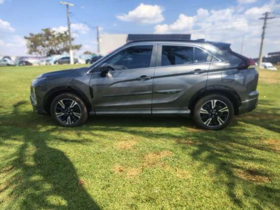 MITSUBISHI-ECLIPSE CROSS-2023