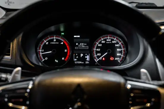 MITSUBISHI-L200 TRITON-2021