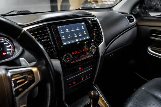 MITSUBISHI-L200 TRITON-2021