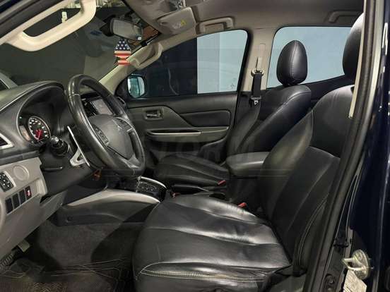 MITSUBISHI-L200 TRITON-2.4 16V TURBO DIESEL SPORT HPE CD 4P 4X4 AUTOMÁTICO MITSUBISHI-L200 TRITON-2018