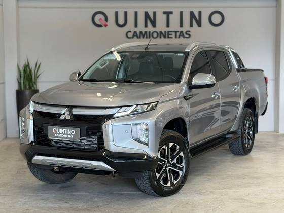 MITSUBISHI L200 TRITON 2.4 16V TURBO DIESEL SPORT HPE-S CD 4P 4X4 AUTOMÁTICO