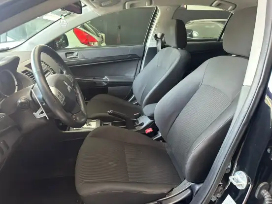MITSUBISHI-LANCER-2011