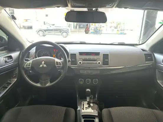 MITSUBISHI-LANCER-2011
