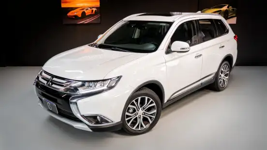 MITSUBISHI-OUTLANDER-2017