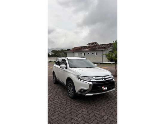 MITSUBISHI-OUTLANDER-2.0 16V GASOLINA 4P AUTOMÁTICO MITSUBISHI-OUTLANDER-2016