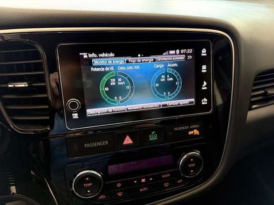 MITSUBISHI-OUTLANDER-2.0 16V GASOLINA 4P AUTOMÁTICO MITSUBISHI-OUTLANDER-2017