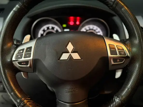 MITSUBISHI-OUTLANDER-3.0 GT 4X4 V6 24V GASOLINA 4P AUTOMÁTICO MITSUBISHI-OUTLANDER-2012