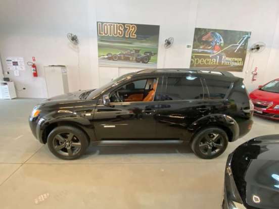 MITSUBISHI-OUTLANDER-3.0 4X4 V6 24V GASOLINA 4P AUTOMÁTICO MITSUBISHI-OUTLANDER-2009