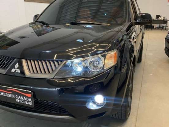 MITSUBISHI-OUTLANDER-3.0 4X4 V6 24V GASOLINA 4P AUTOMÁTICO MITSUBISHI-OUTLANDER-2009