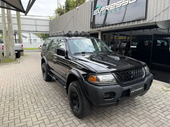 MITSUBISHI PAJERO 2.8 GLS 4X4 8V TURBO DIESEL 4P AUTOMÁTICO