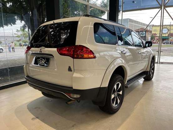 MITSUBISHI-PAJERO DAKAR-2014