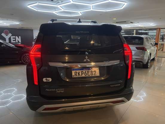 MITSUBISHI-PAJERO SPORT-2.4 16V MIVEC TURBO DIESEL HPE AWD AUTOMÁTICO MITSUBISHI-PAJERO SPORT-2021