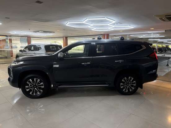 MITSUBISHI-PAJERO SPORT-2.4 16V MIVEC TURBO DIESEL HPE AWD AUTOMÁTICO MITSUBISHI-PAJERO SPORT-2021