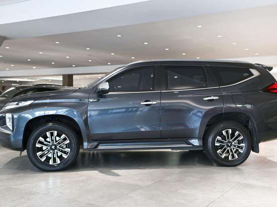 MITSUBISHI-PAJERO SPORT-2024