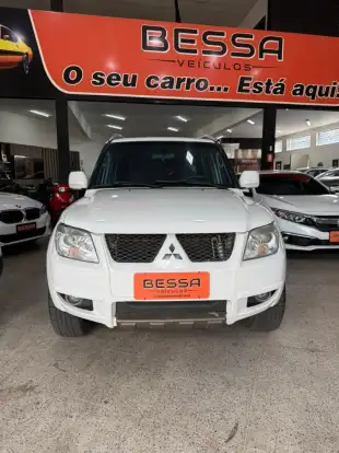 MITSUBISHI-PAJERO TR4-2013