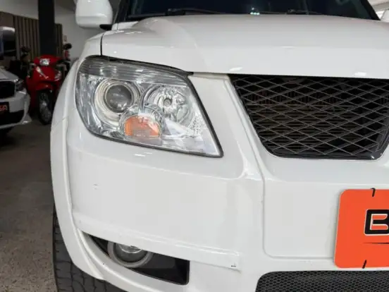 MITSUBISHI-PAJERO TR4-2.0 4X2 16V 140CV FLEX 4P AUTOMÁTICO MITSUBISHI-PAJERO TR4-2013