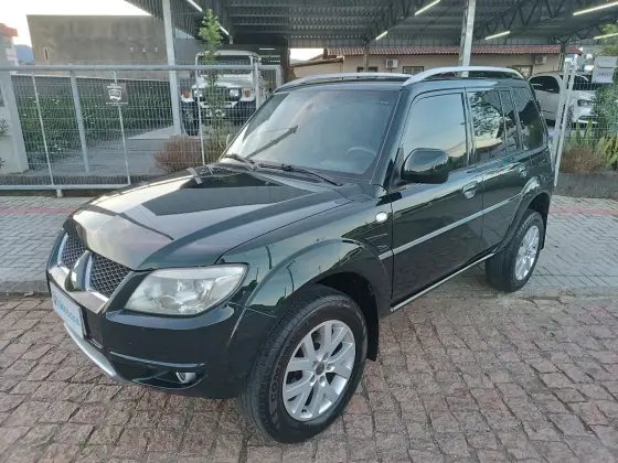 MITSUBISHI PAJERO TR4 2.0 4X4 16V 140CV FLEX 4P AUTOMÁTICO