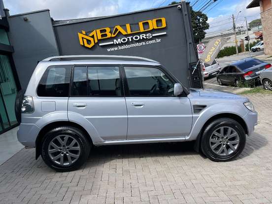 MITSUBISHI-PAJERO TR4-2013