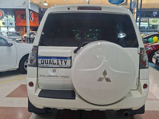 MITSUBISHI-PAJERO TR4-2.0 4X4 16V 140CV FLEX 4P AUTOMÁTICO MITSUBISHI-PAJERO TR4-2010