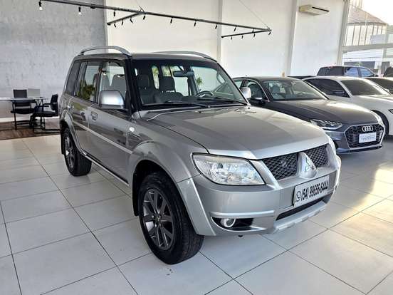 MITSUBISHI-PAJERO TR4-2014