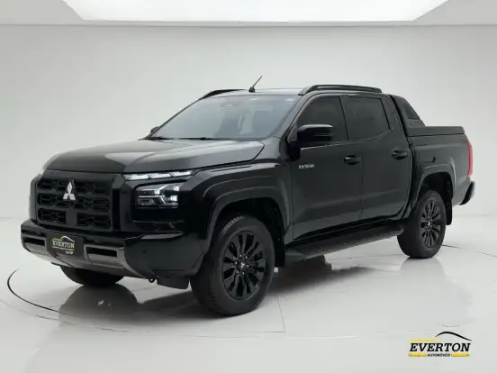 MITSUBISHI-TRITON-2025
