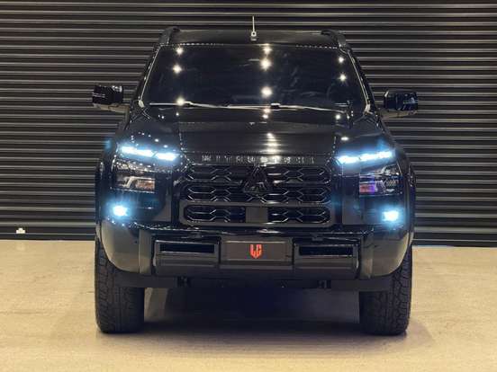 MITSUBISHI-TRITON-2026