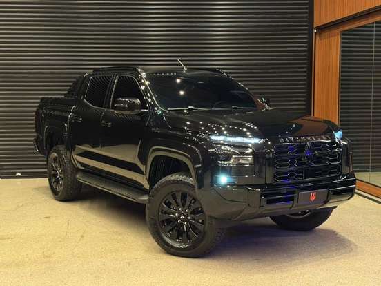 MITSUBISHI-TRITON-2026