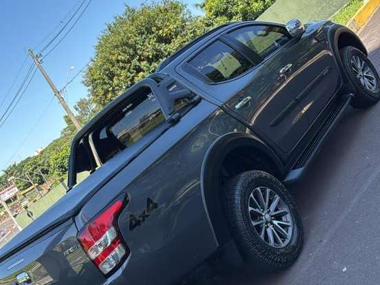 MITSUBISHI-L200 TRITON-2.4 16V TURBO DIESEL SPORT HPE-S CD 4P 4X4 AUTOMÁTICO MITSUBISHI-L200 TRITON-2020