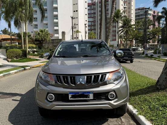 MITSUBISHI-L200 TRITON-2.4 16V TURBO DIESEL SPORT HPE CD 4P 4X4 AUTOMÁTICO MITSUBISHI-L200 TRITON-2018