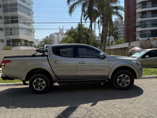 MITSUBISHI-L200 TRITON-2.4 16V TURBO DIESEL SPORT HPE CD 4P 4X4 AUTOMÁTICO MITSUBISHI-L200 TRITON-2018