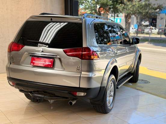MITSUBISHI-PAJERO DAKAR-2012