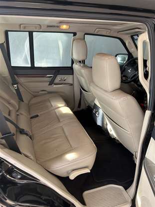 MITSUBISHI-PAJERO FULL-2012