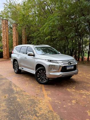 MITSUBISHI PAJERO SPORT 2.4 16V MIVEC TURBO DIESEL HPE AWD AUTOMÁTICO