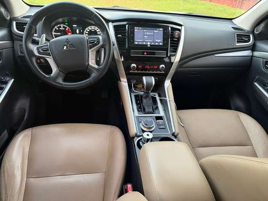 MITSUBISHI-PAJERO SPORT-2.4 16V MIVEC TURBO DIESEL HPE AWD AUTOMÁTICO MITSUBISHI-PAJERO SPORT-2020