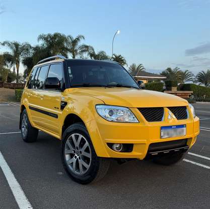 MITSUBISHI-PAJERO TR4-2014