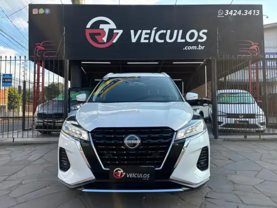 NISSAN-KICKS-2023
