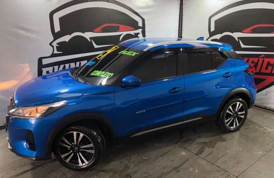 NISSAN-KICKS-2023