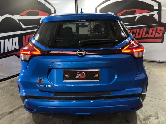 NISSAN-KICKS-2023