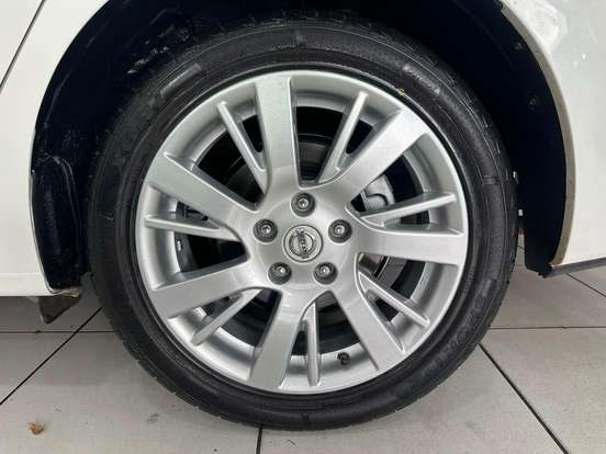 NISSAN-SENTRA-2.0 SL 16V FLEX 4P AUTOMÁTICO NISSAN-SENTRA-2014