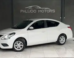 NISSAN VERSA 1.6 16V FLEX SV 4P XTRONIC NISSAN VERSA 1.6 16V FLEX SV 4P XTRONIC