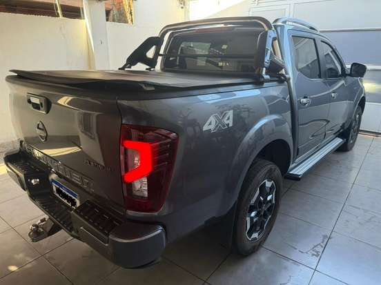 NISSAN-FRONTIER-2024