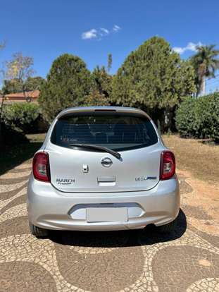 NISSAN-MARCH-2017