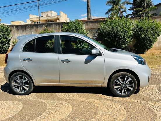 NISSAN-MARCH-2017