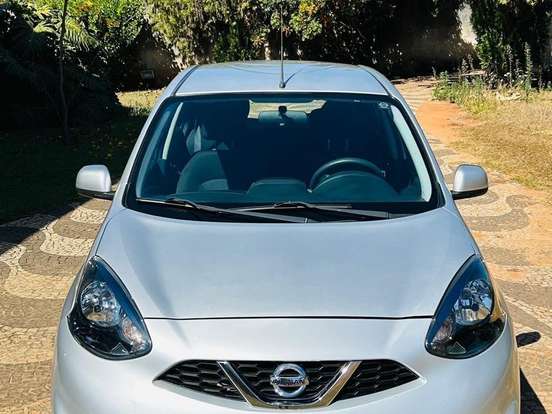 NISSAN-MARCH-1.6 SL 16V FLEX 4P XTRONIC NISSAN-MARCH-2017