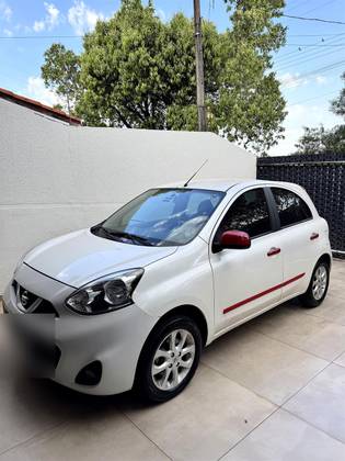 NISSAN MARCH 1.6 SV 16V FLEX 4P XTRONIC