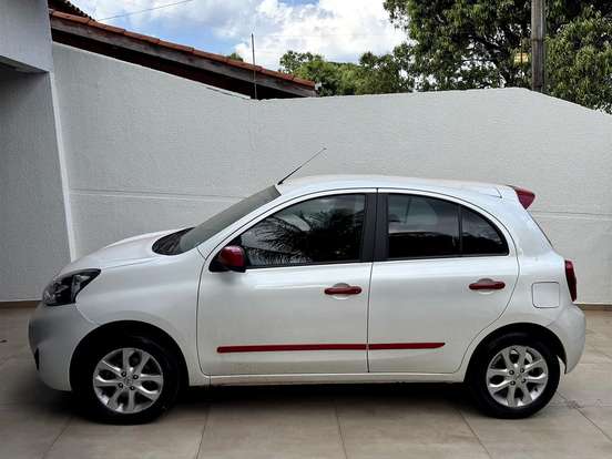NISSAN-MARCH-1.6 SV 16V FLEX 4P XTRONIC NISSAN-MARCH-2018